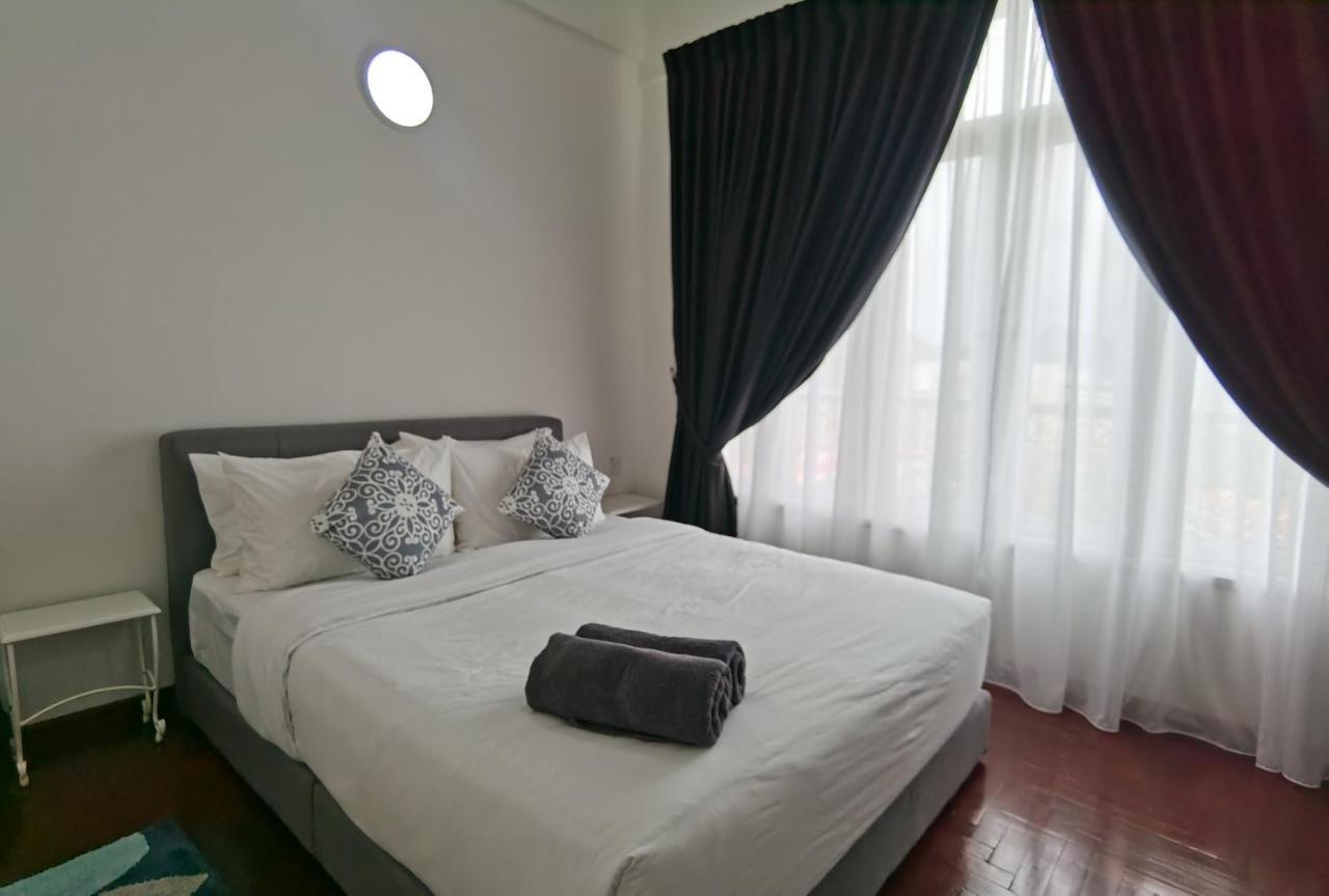 Lui Lui Comfy Condo In Great Location Kuah Extérieur photo